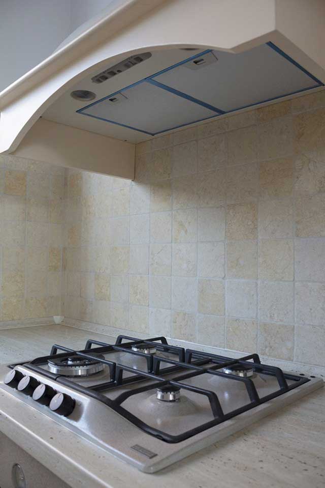 bucatarii moderne contrablaturi din piatra naturala