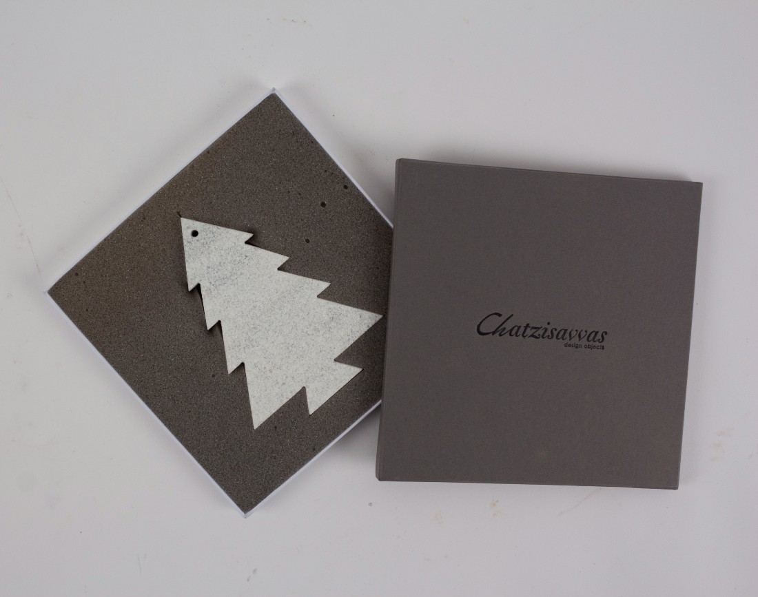 Ornament din piatra naturala, marmura pentru decorarea bradului de Craciun