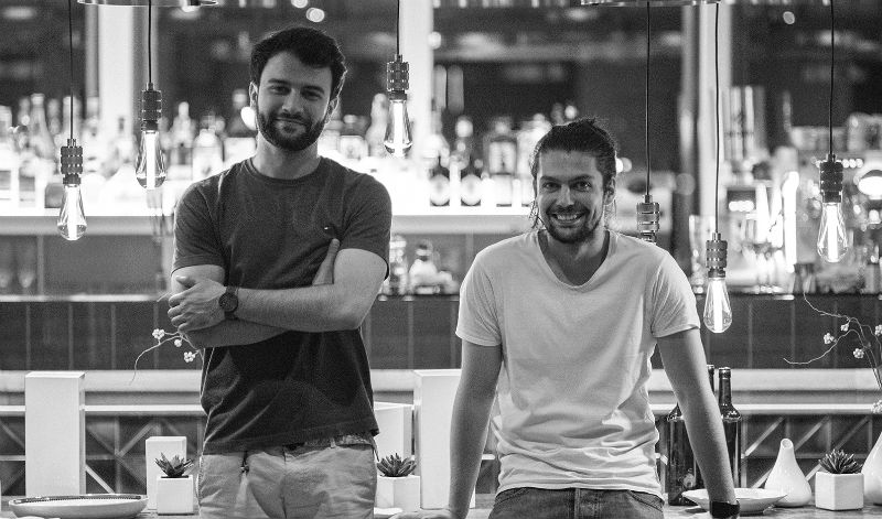 PickTwo, studioul de arhitectura si design. arh. Radu Călin si arh. Sebastian Mîndroiu 