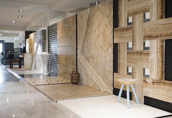 Showroom PIATRAONLINE 
 Alea Teisani 137a