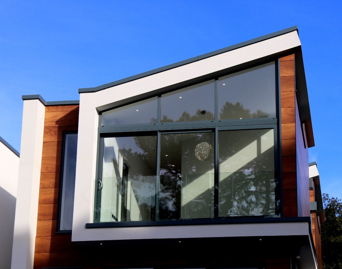 Acoperis casa intr-o apa