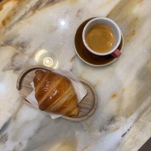 Полированная мраморная плита Calacatta Borghini, 2 см