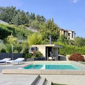 Bordura Piscina U (Copertina)  - Piatra Sinterizata, 30X80X3XH5 Cm