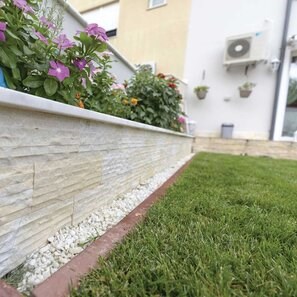 Marmura Catania Cream Rizata, 10 x 30 x 1.5 cm