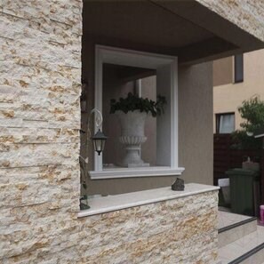 Limestone Sunny Dream Scapitata, 4 x 15 x 1.5 cm