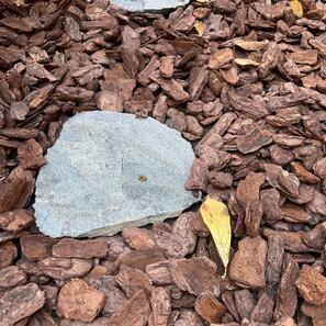 Японская ступенька из натурального и резного сланца Kavala - стандартная