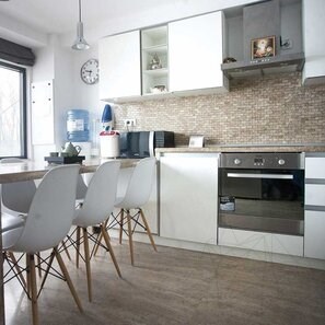 Travertin Latte PREMIUM Polisat, 61 x 61 x 1.2 cm
