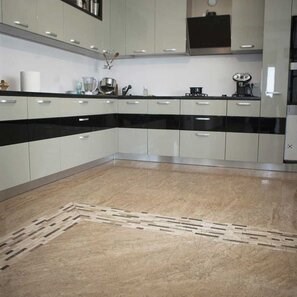 Travertin Latte PREMIUM Polisat, 61 x 61 x 1.2 cm