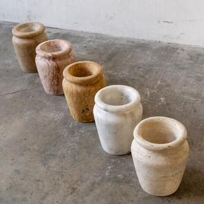 Декоративная ваза Autograph-Roma Travertine Latte, 30 x 25 x 25 см