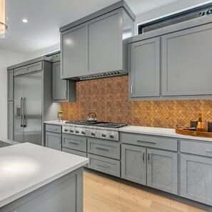 Мозаика из полированного травертина персикового шеврона, 2,5 x 5 см